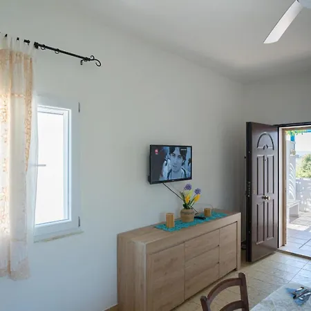Holiday home Casa Tulipano 2 Dx A 200 Mt Dal Mare Di Torre Colimena