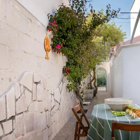 Casa Tulipano 2 Dx A 200 Mt Dal Mare Di Holiday home *